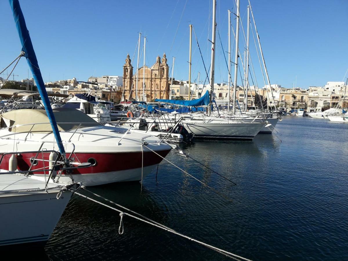 Seafront Apartment Between Valletta And Sliema Msida Kültér fotó