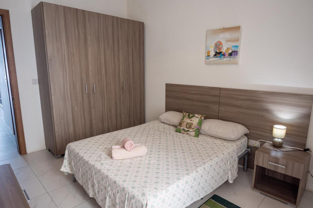 Seafront Apartment Between Valletta And Sliema Msida Kültér fotó