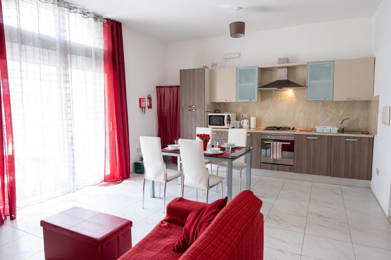 Seafront Apartment Between Valletta And Sliema Msida Kültér fotó